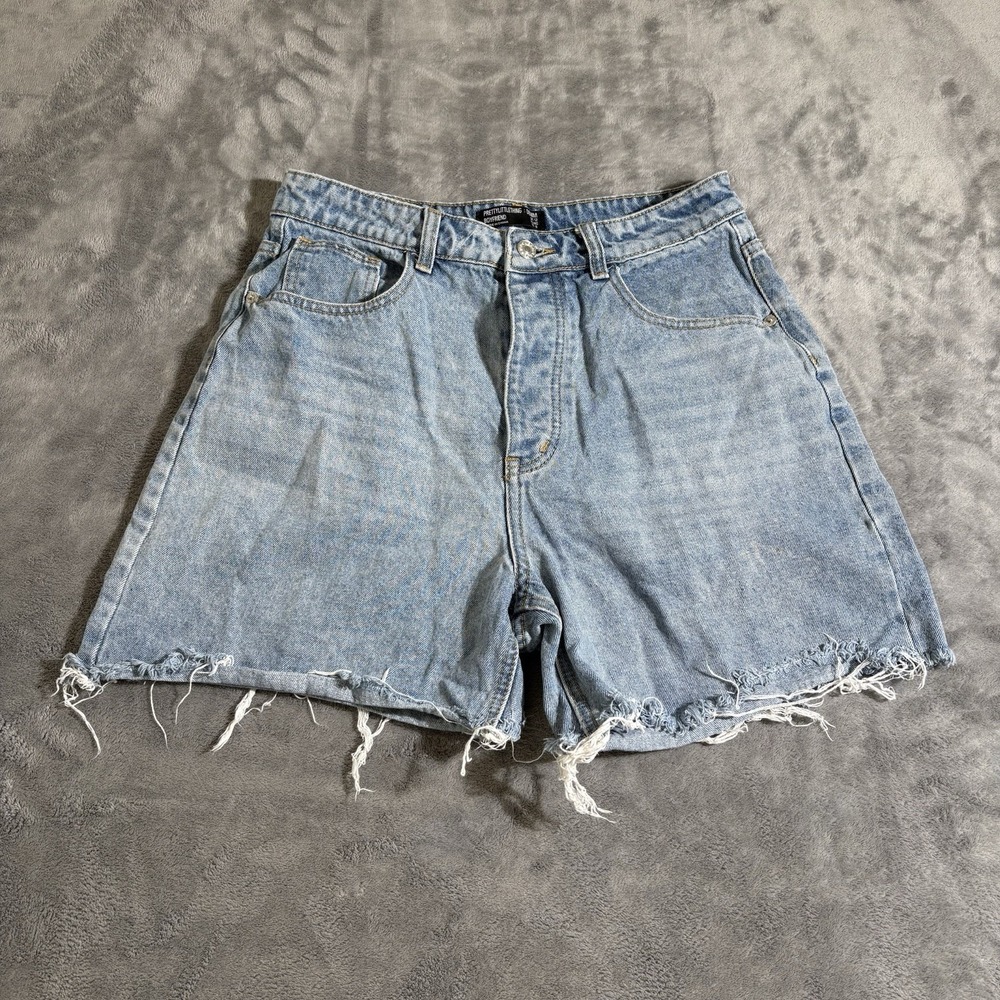 PrettyLittleThing Light Wash Denim Jean Shorts